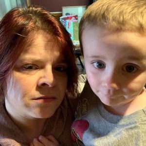 Meet your Posher, Jeannine